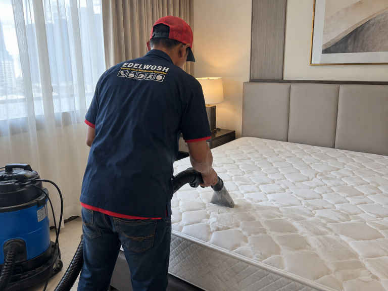 Proses cleaning springbed Edelwosh